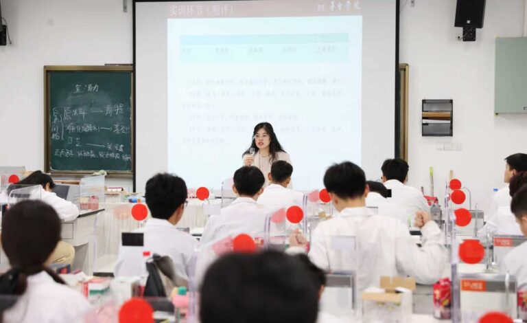 02bf-8db931a8c623842f2af6d025b41a29a8