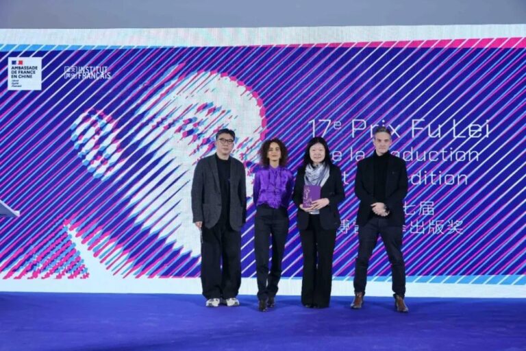 29f2-93a4fafee665ff22f244d15a69db53fe