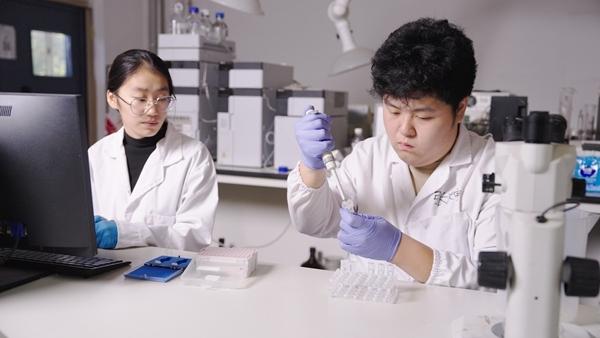 3b72-f2bb273e5d5bae393fb52109f5ea222d