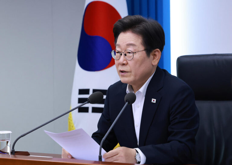 4cab-747b03bc76dace7fa5821b44d0d9f1c9