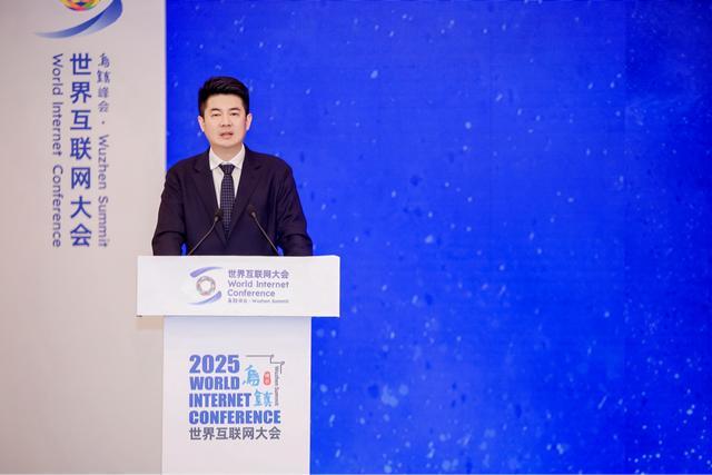 ccc2-62c9f741ebca306c9837c2b6b7a78ce3