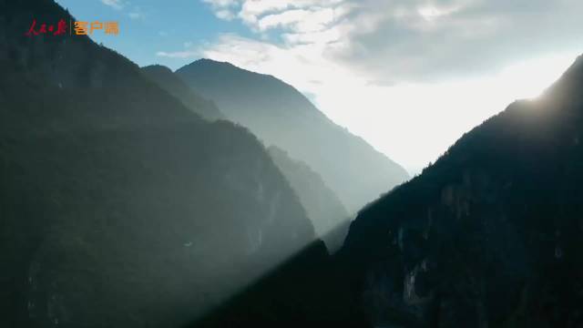 ddd5-135fd35d4f0ded31704aebbaa5de5823