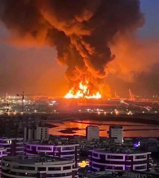 2cb3-188969302534be6280e3d93c5d6c82e6